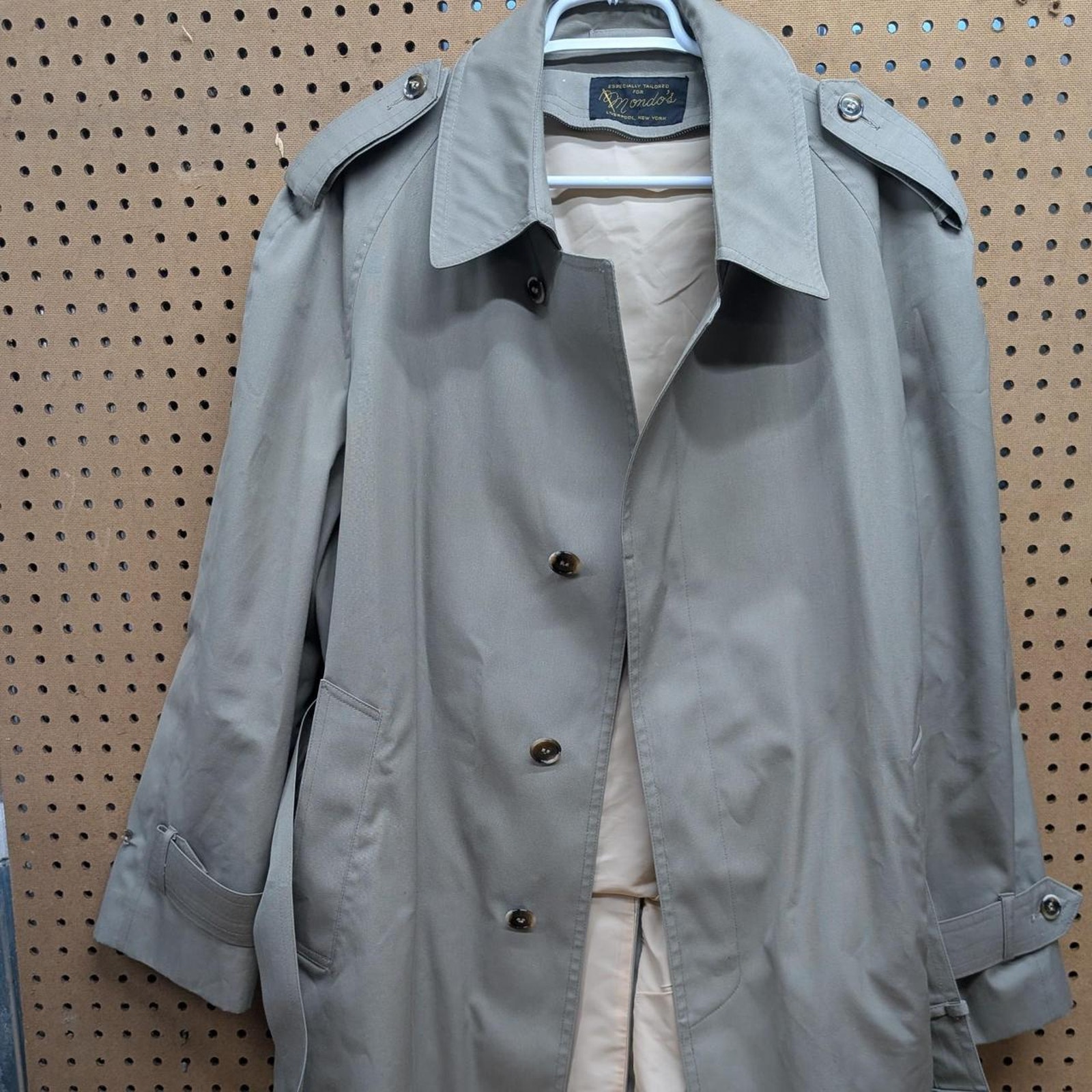Classic Vintage Tan Trench Coat — image 6 of 8